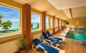 Világos Hotel Balatonvilágos