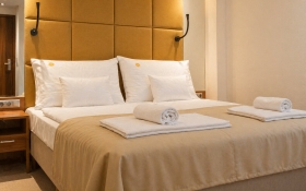 Világos Hotel Balatonvilágos