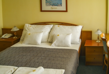 Standard családi szoba - Világos Hotel Balatonvilágos